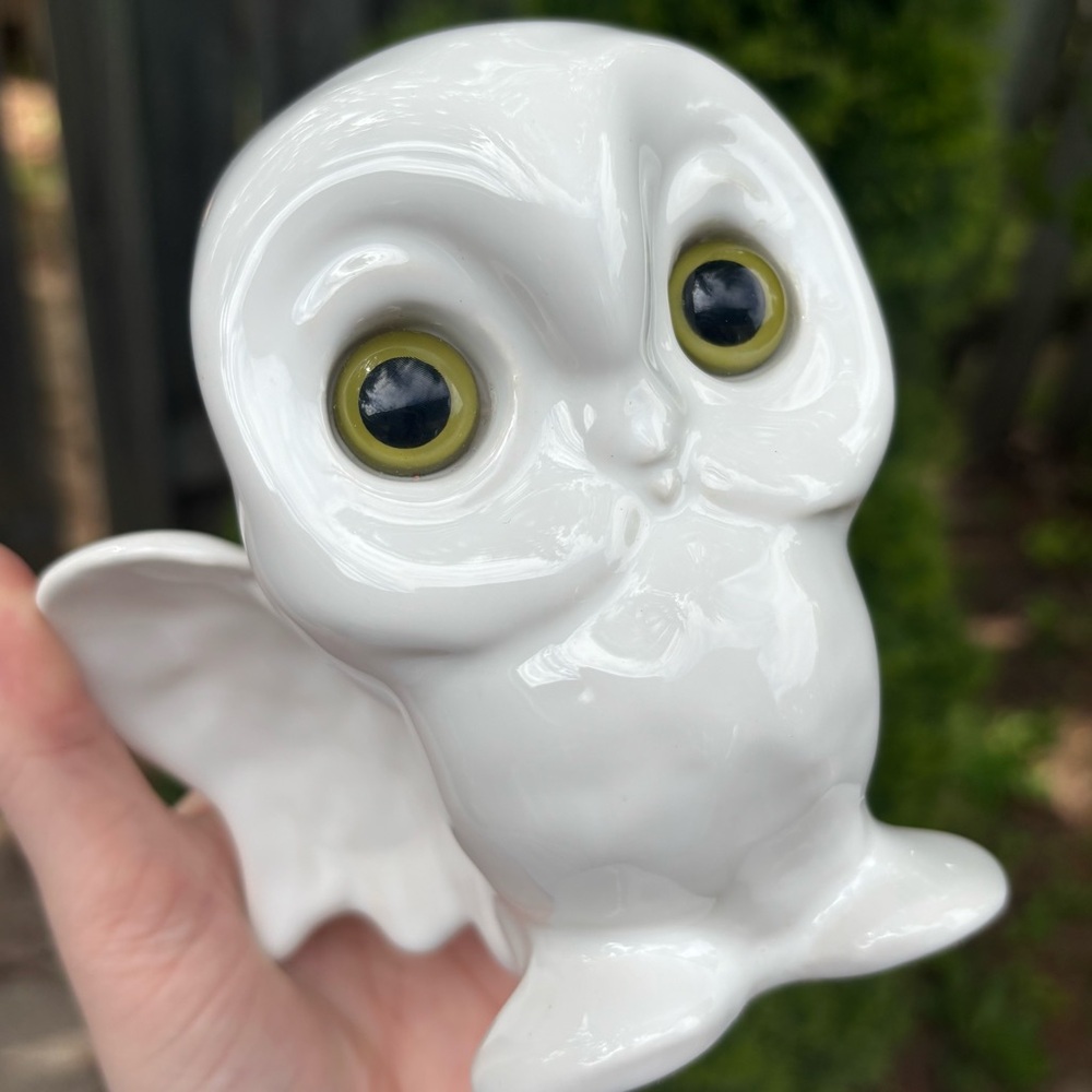 “The Collectables” Made In Canada Canadiana Pottery Ceramic White Owl - Picture 3 of 10